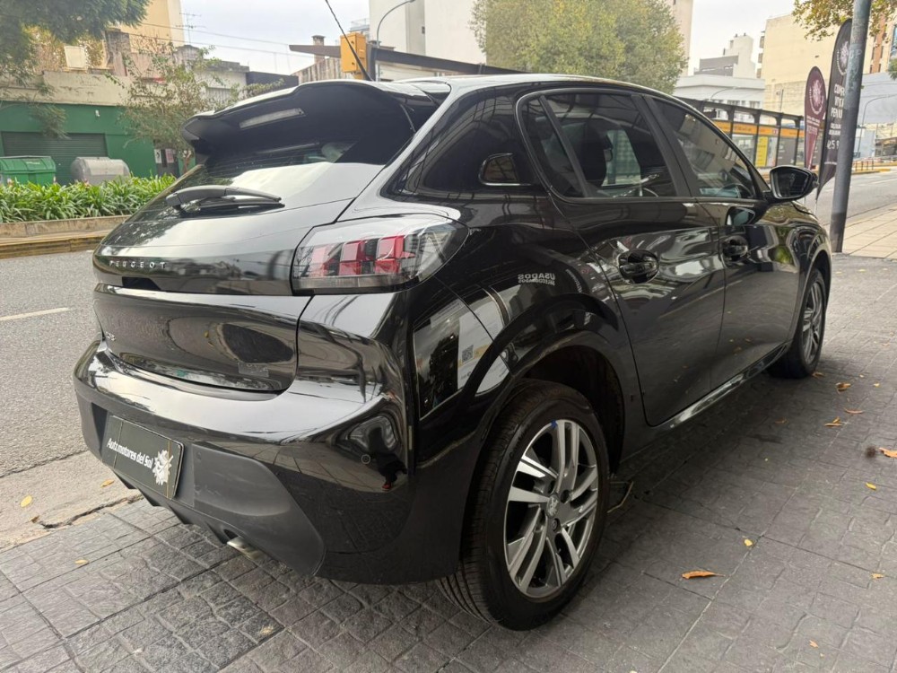 Peugeot 208 Feline — foto 2